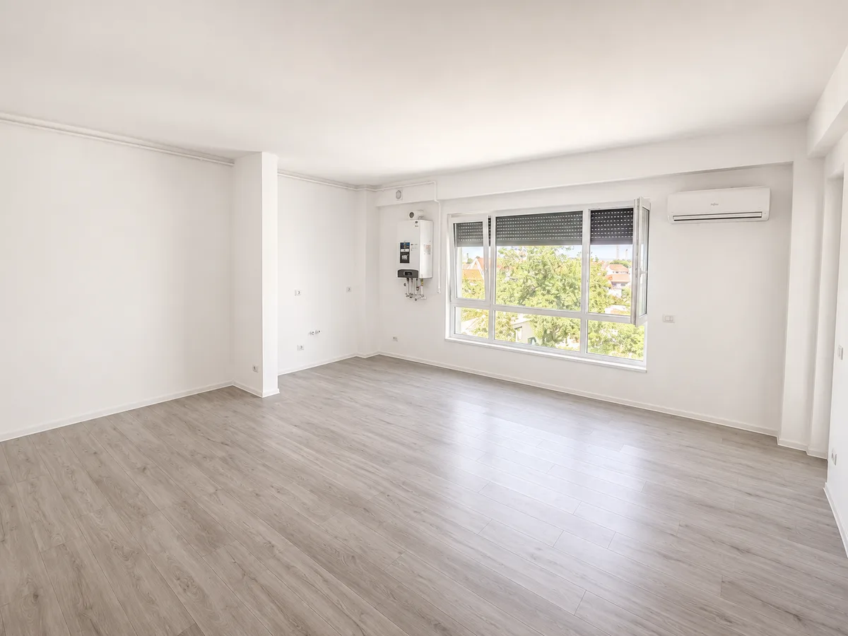Cameră cu centrală proprie și aer condiționat
